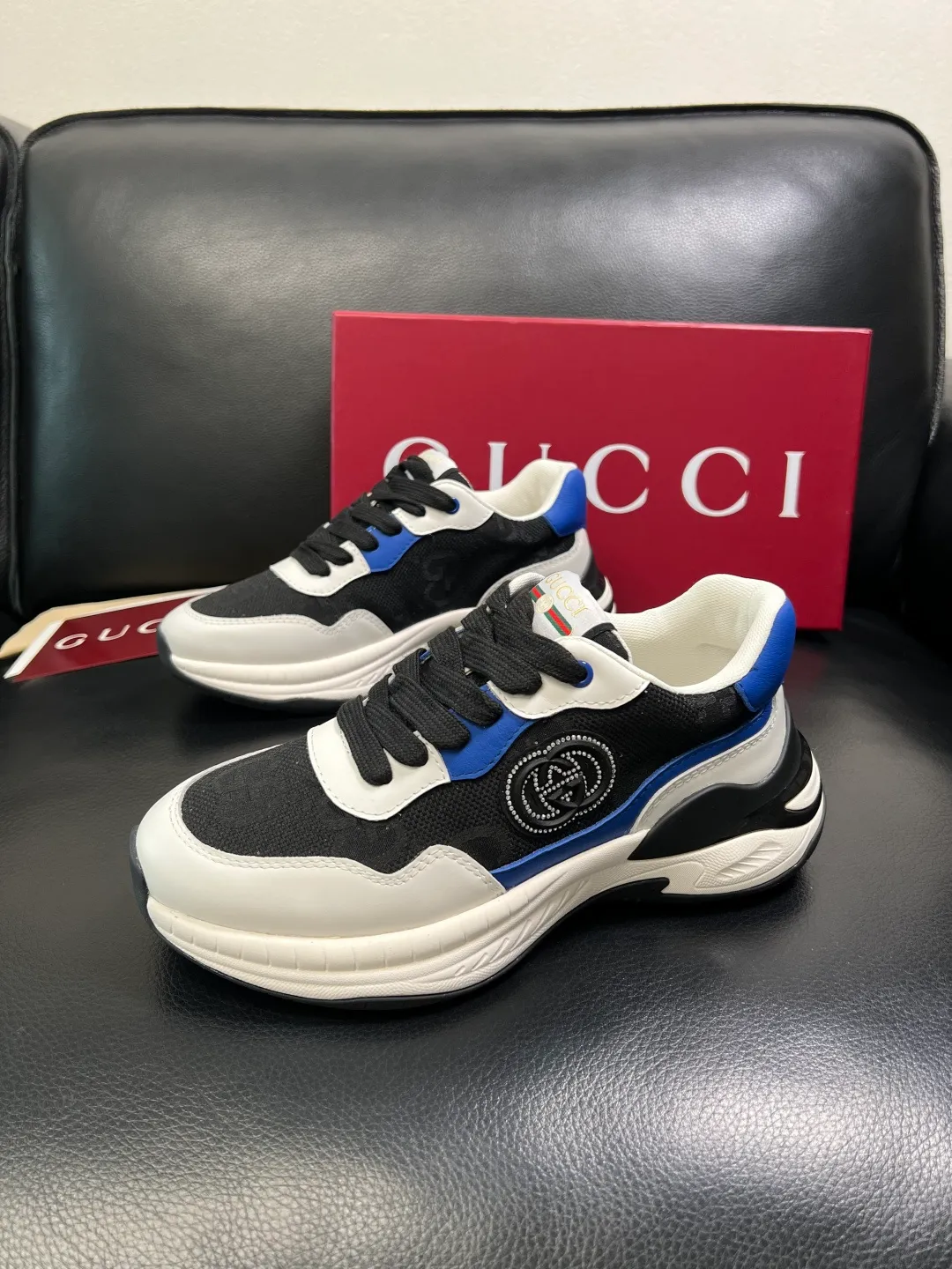 Men's shoes 💰800 Gucci top purchasing Gucci counter new model, original factory configuration imported cowhide from Italy with printed fabric, imported cowhide lining, breathable and comfortable, sole: original factory special sole is super comfortable, original factory and single goods are high quality, welcome to compare, code number 38-44 (customized 45)